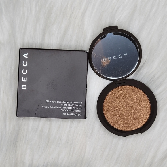 BECCA Shimmering Highlighter Chocolate Geode NIB - Picture 5 of 13